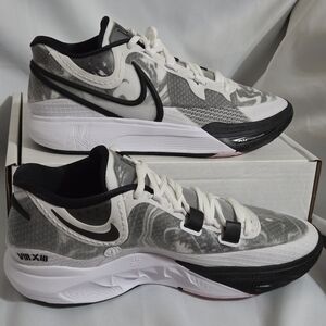 Brand New Nike Kyrie 8 White & Back Adult US Size 10.5